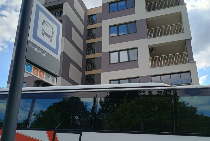 Autobusová zastávka Saratovská